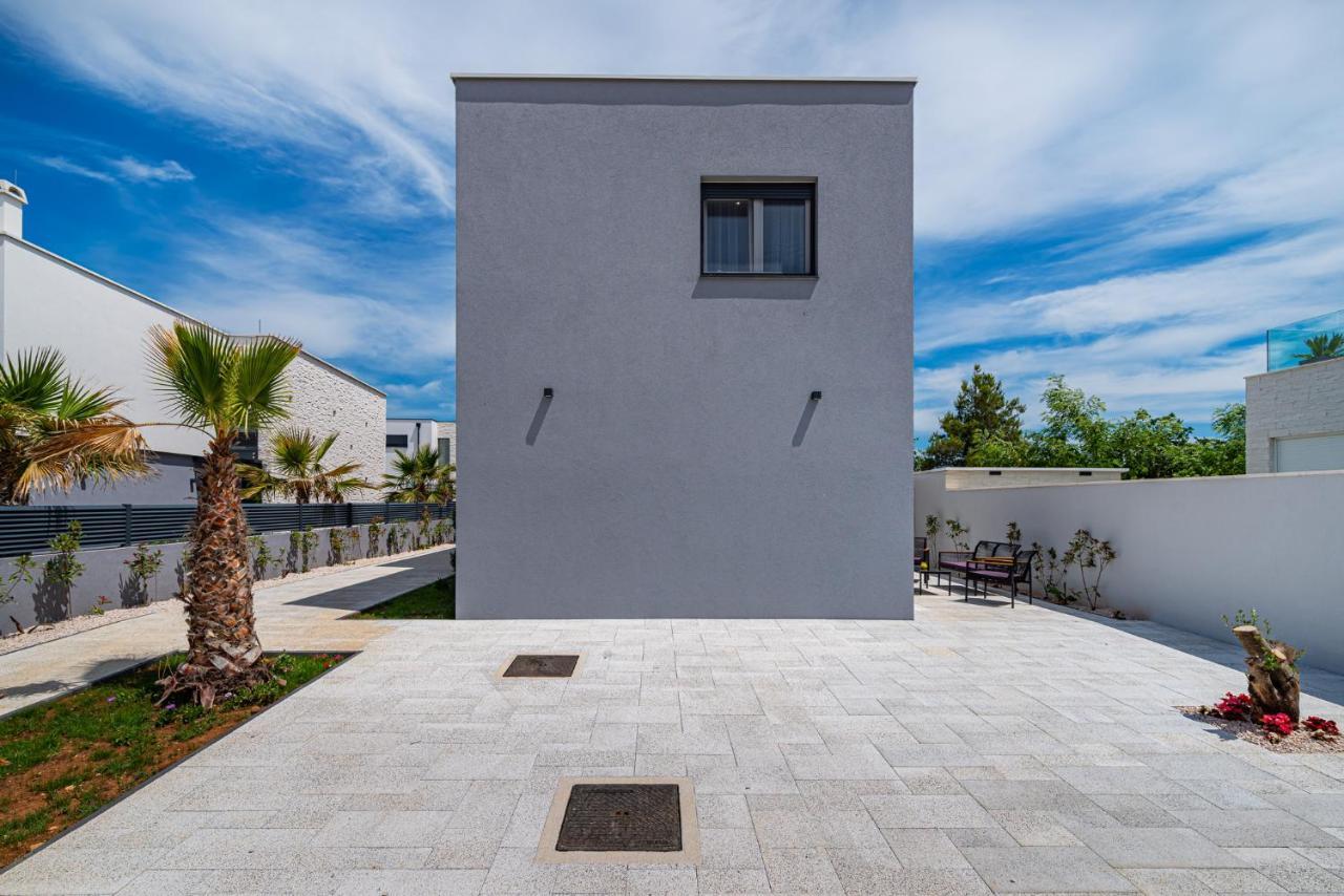 Villa Denis&Sabine Nin Exterior foto